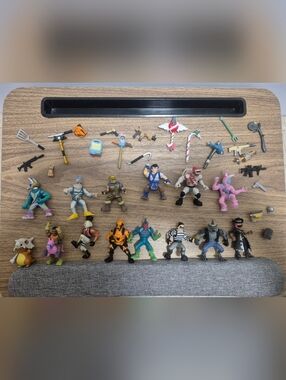 Fortnite Battle Royale Figures 36 Pieces